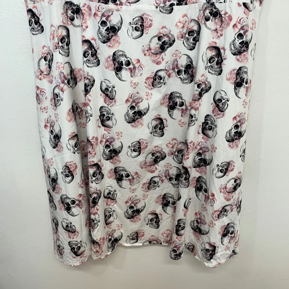 Torrid Skull Rose Print Midi Dress  Sz  26 Fit Flare White Pink Gothic Stretxch